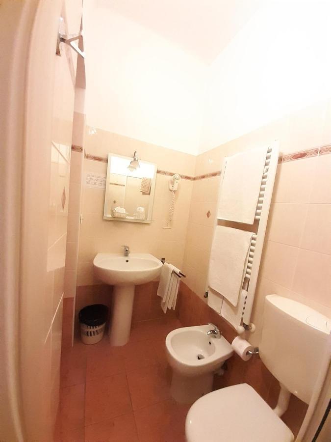Single Room Private Bathroom
